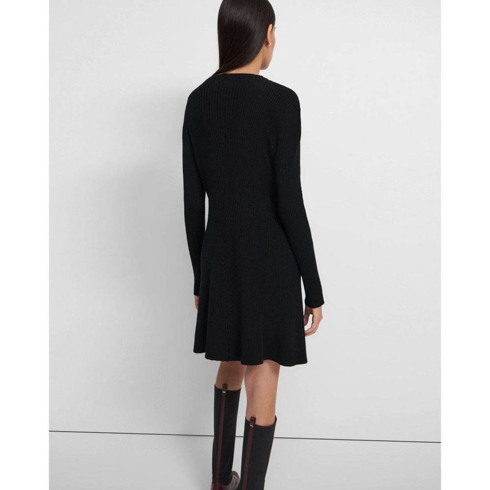 THEORY Moving Rib Dress in Empire Wool - Black - NWT Size Medium - Picture 5 of 6